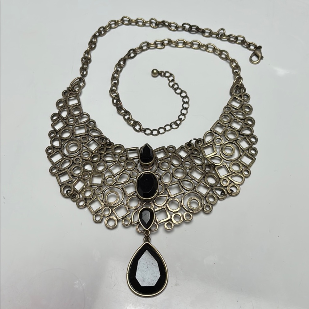 Brutalist-Style Bib Necklace in Silver and Black